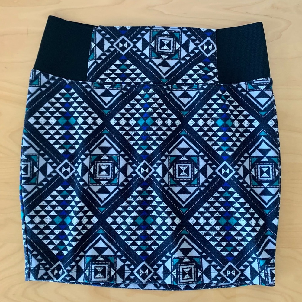 Print Mini Skirt